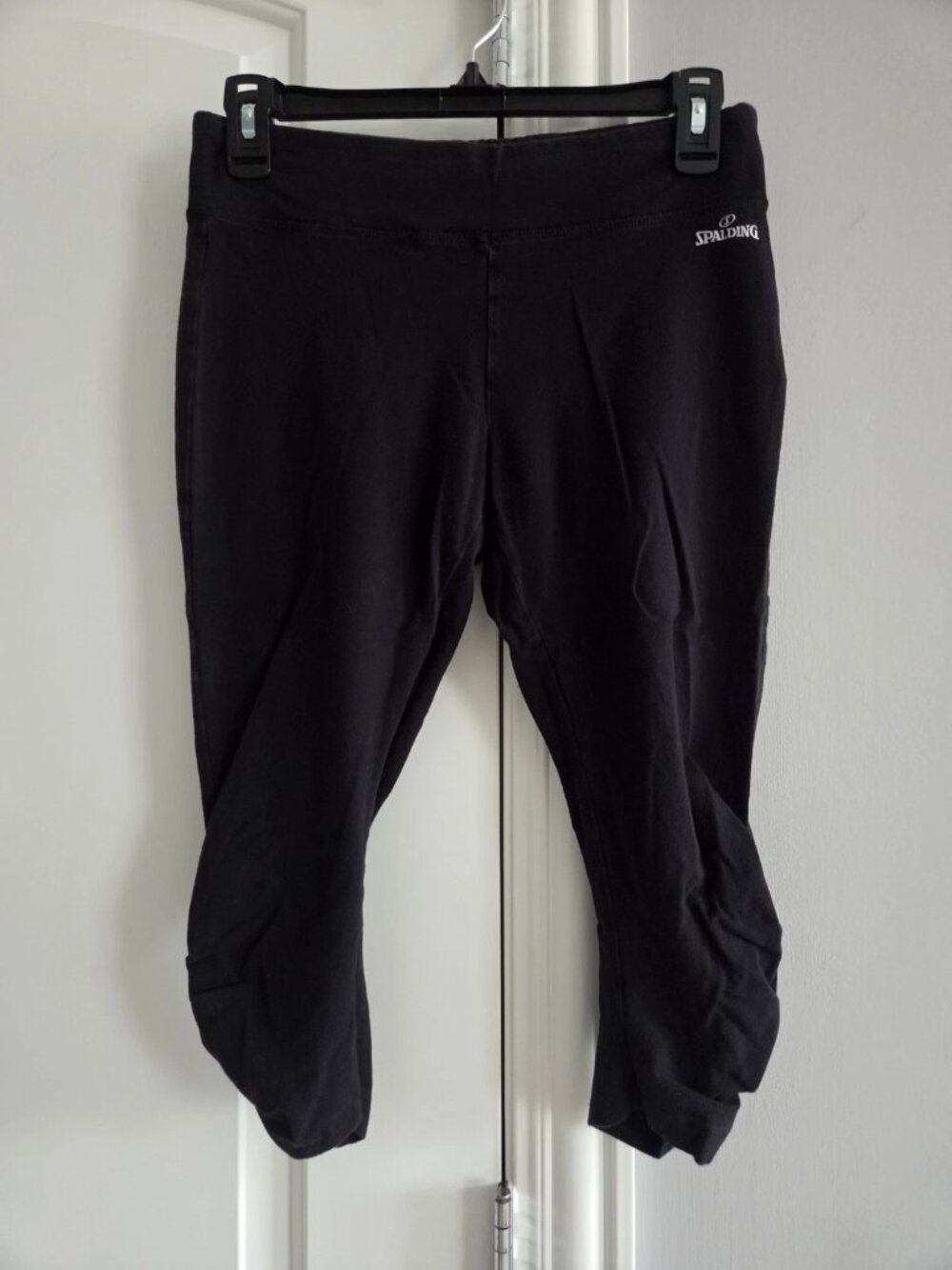 Spalding Women's Medium Black Capri Leggings Ruched Side Yoga Activewear